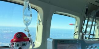 Bombeiros fazem transporte aeromédico interestadual de criança para tratamento em Brasília Criança pôde contar com toda a assistência da equipe, composta por oficiais e profissionais de saúde