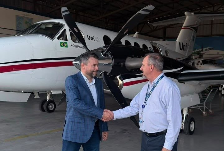 Aeroporto dos Imigrantes e UNIAIR assinam protocolo de intenções para suporte logístico no transporte aeromédico