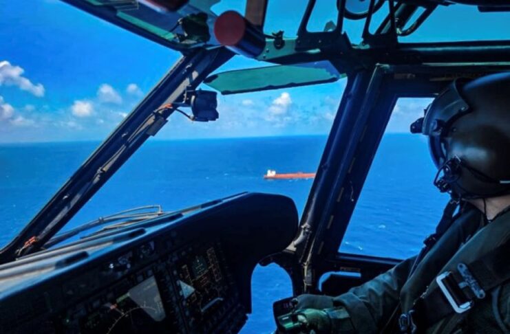 FAB resgata tripulante em estado grave a bordo de navio no litoral do Rio Grande do Norte