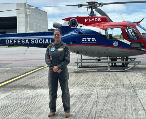 2&ordm; Tenente Nathaly Portella ao lado dos militares do GTA (Foto: Divulga&ccedil;&atilde;o/SDS)